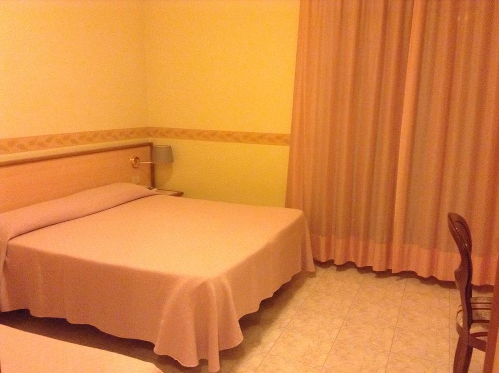 Artemis Hotel 3*